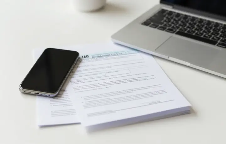 Person faxing IRS Form 433-D and 433-F for a payment plan from a phone